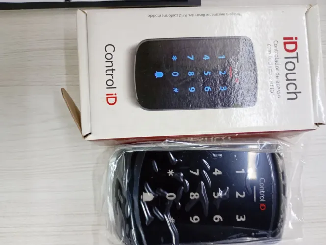 Teclado capacitivo Control ID