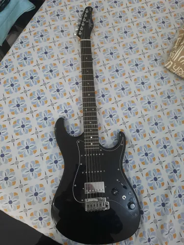 Guitarra Tagima Stella