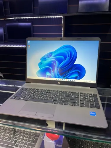 Notebook HP 250R i5 13th 8GB RAM SSD NVMe 512GB Com Garantia