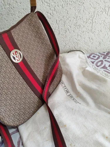 Bolsa Victor hugo