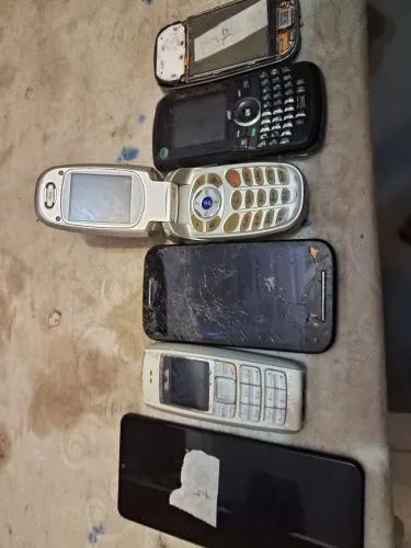 Lote de celulares 5 peças 