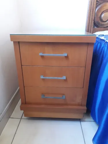 Mesa de Cabeceira