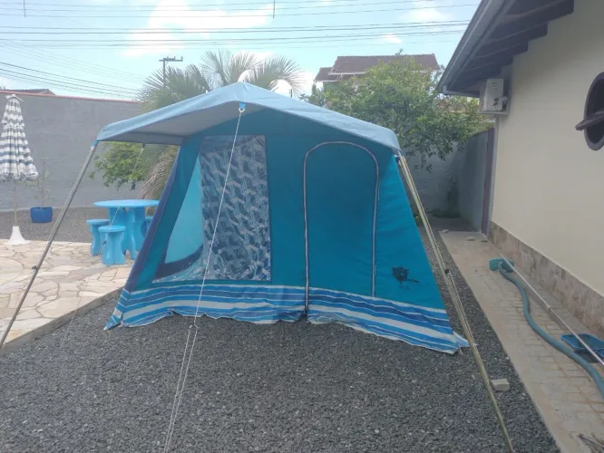 Barraca de Acampamento Azul + mesa dobrável 