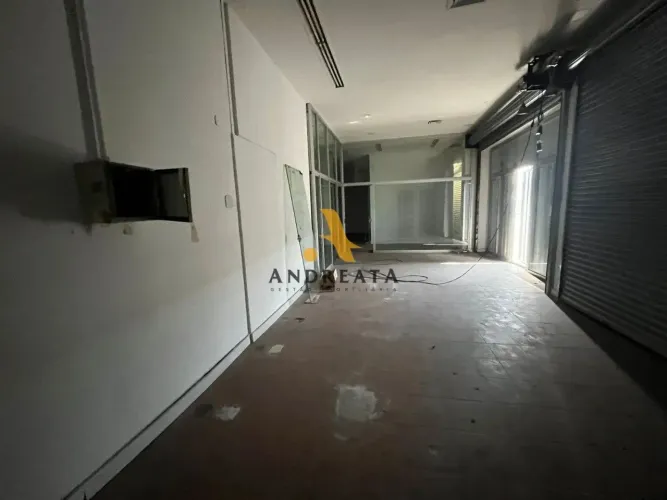 Aluguel de Loja, 816 m², por R$ 13 mil em Vicente de Carvalho.