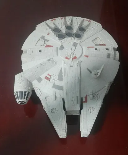 Millennium Falcon - Miniatura.