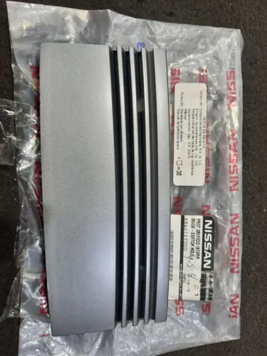 Tampa Painel Console Som Nissan Sentra 2012