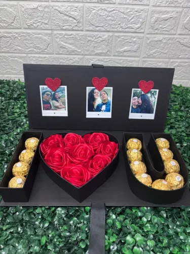 Caixa presente personalizada com fotos, rosas e chocolates