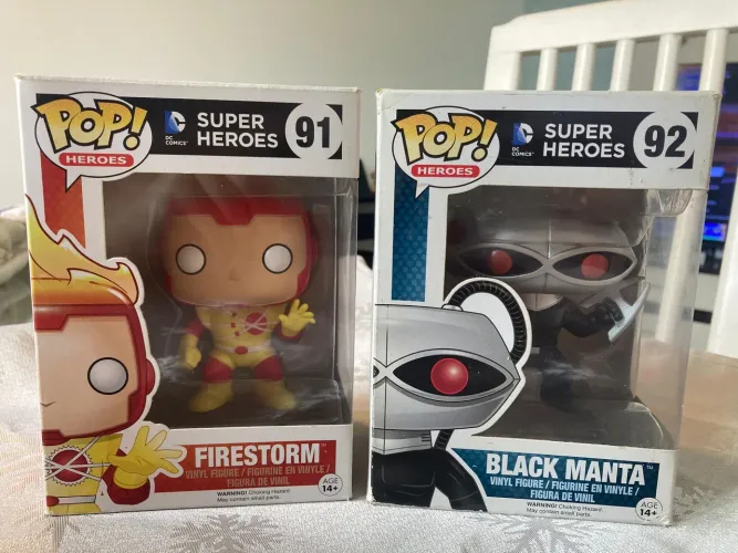 Funko Pop Super Heroes (Item de colecionador)