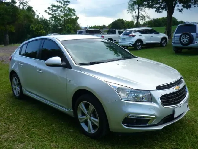 Chevrolet Cruze HB Sport LT 1.8 16V Flexp. 5P AUT 2015