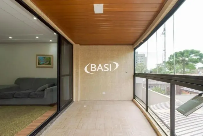 APARTAMENTO Á VENDA NO BACACHERI AMPLO, MOBILIADO E PRONTO PARA MORAR!