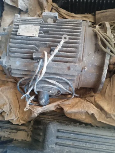 Motor elétrico trifásico 80 CV de 3.100 rpm