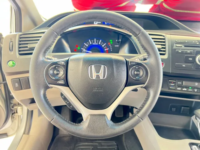 Honda Civic Sedan LXR 2.0 Flexone 16V Aut. 4P 2016