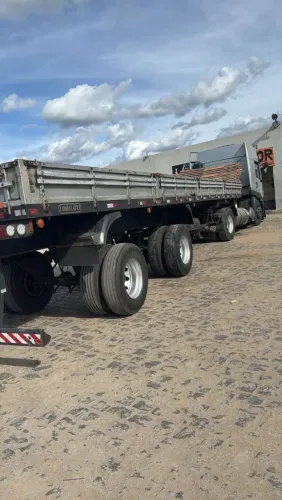 Carreta Librelato 2 eixos 2017 - 10,5 m - sem pneus - excelente estrutura