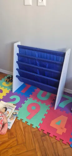 LGuardar livros azul
