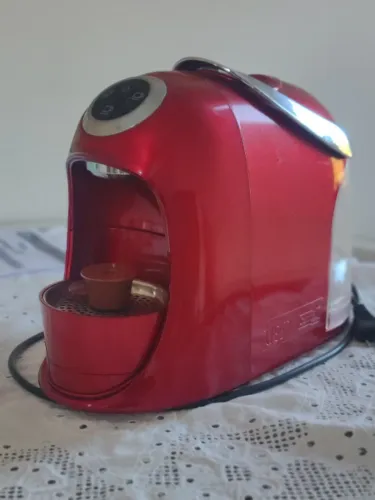 Cafeteira Três Corações Versa - 220v