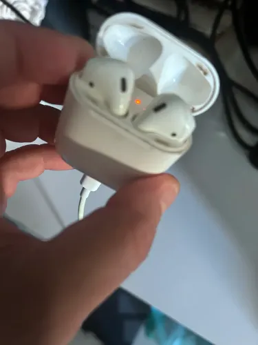 Air pods 2° geração original - defeito fone
