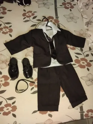 LOOK COMPLETO PODEROSO CHEFINHO+ SAPATO +CINTO ! SERVE 1 a 2 anos