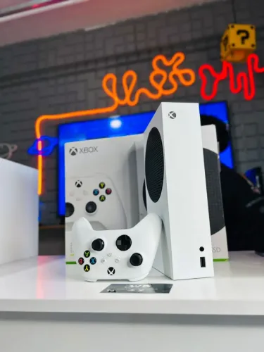 Xbox Series S semi novo C/Garantia