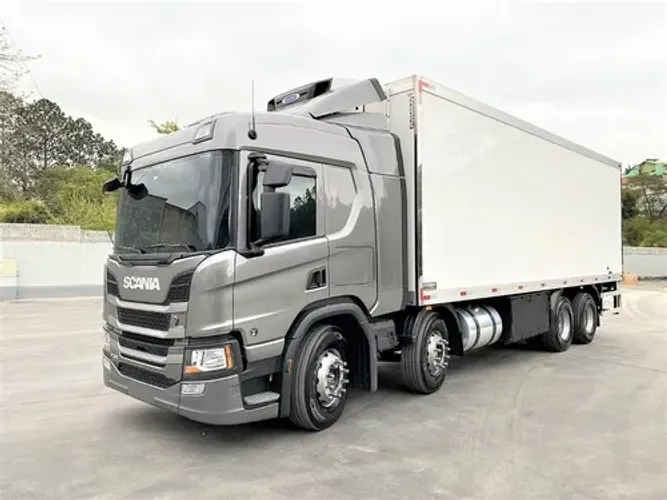 Scania P360 8x2 Aut Super Bau  Camará Fria Ibiporã + Thermo king T1200