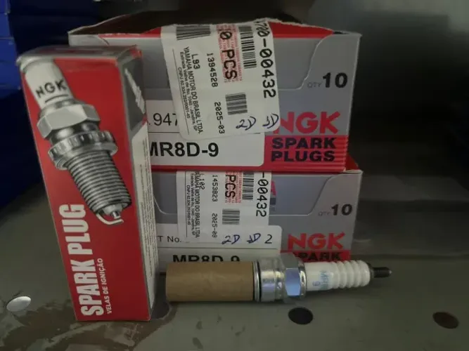 Vela de Ignição NGK - Crosser / Factor 125 e 150 / Fazer 150 / FZ15
