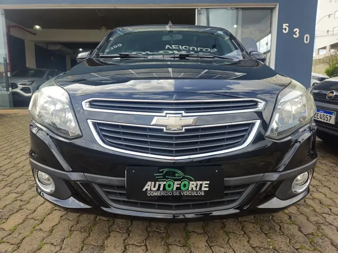 AGILE  1.4MT LTZ  PRETA 2013/2014