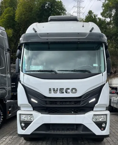 Iveco Iveco Tector 24 320 Aut. Cab. Leito *Zero km *Pronta entrega *Somente clientes do RJ