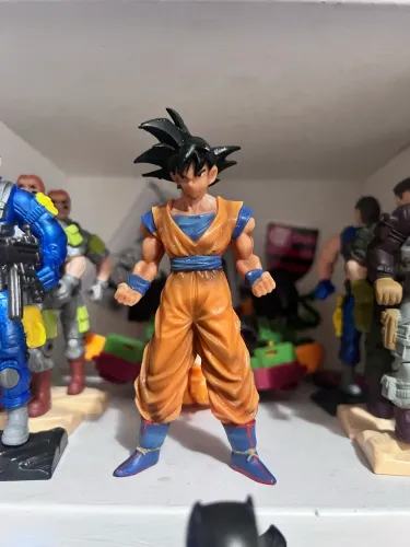 Estátua Dragon Ball Z Goku