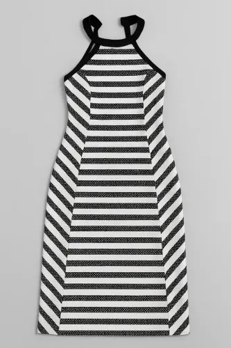 Vestido listrado preto e branco