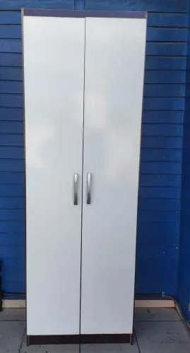 Com entrega armário multiuso