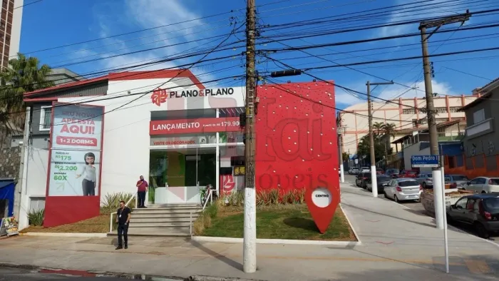 Imóvel Comercial de Esquina para Venda ou Locação no Ipiranga com 770 m²