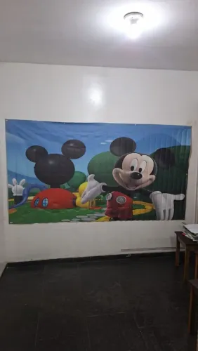 Vendo painel em lona mickey