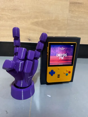 Retroid Pocket Classic Yellow Blue Versão Com Stand na caixa