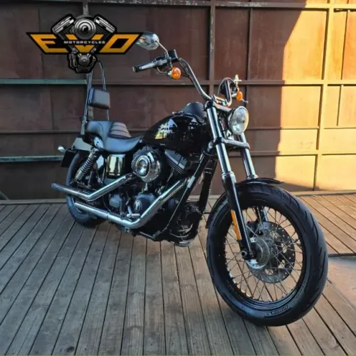 Harley-Davidson Dyna Street Bob 2015