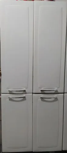Paneleiro itatiaia aéreo ferro, 4 portas com marcas de uso.