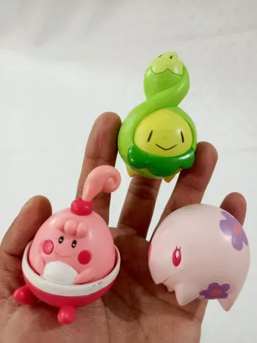 Lote Bonecos Pokémon Jakks Pacific Happiny Budew Munna Raros