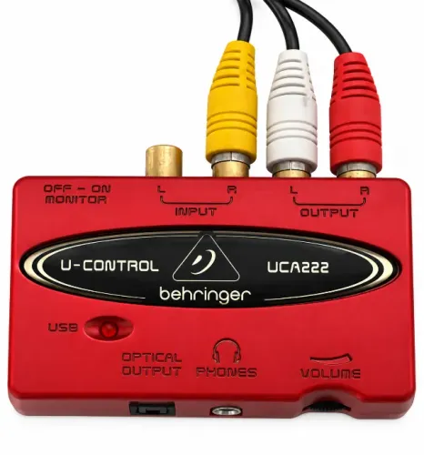 Interface de Áudio USB Behringer U-Control UCA222