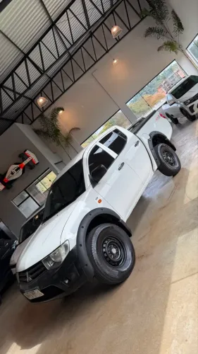 Mitsubishi L200 Triton GL 3.2 CD TB Int. Dies. Mec. 2017