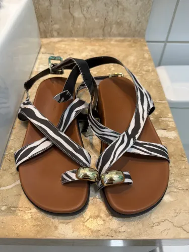 Sandália de zebra