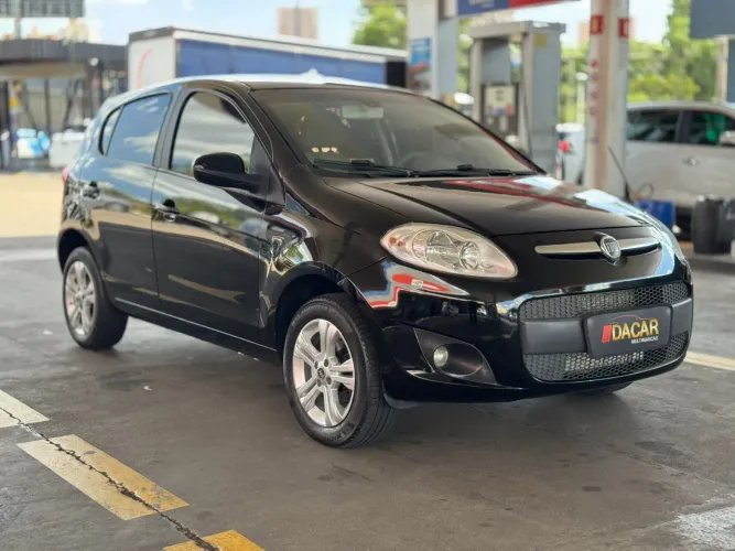 Fiat Palio Essence 1.6 Flex 16V 5P 2013