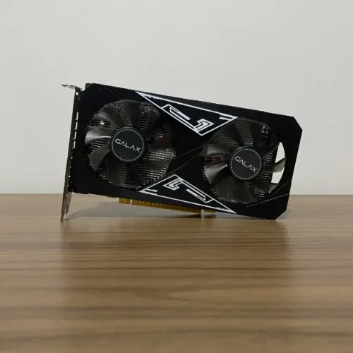Placa de Vídeo Gamer GTX 1650 4GB GDDR6 128 Bit GALAX EX Plus 1-Click OC! Top para jogos