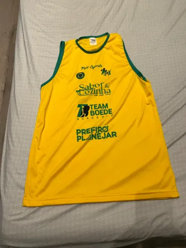 Roupas de futevôlei