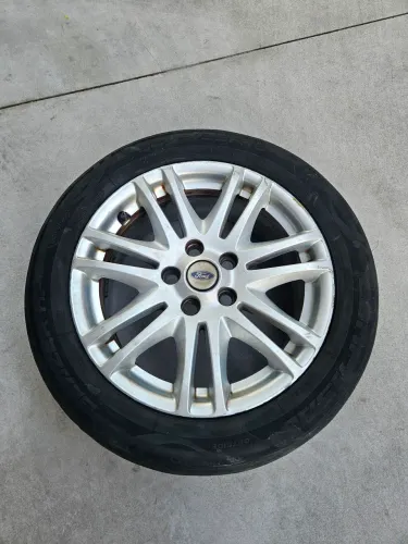 Estou vendendo jogo de rodas usadas original, aro 16 do Ford Focus GHIA 2010, R$ 2.000,00.