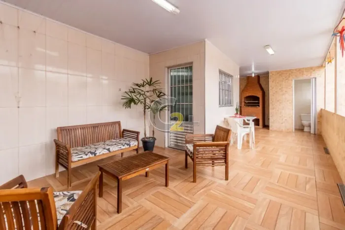 Casa de Vila à venda no jardim Brasília com 2 quartos e 6 vagas
