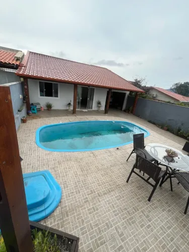 Oportunidade Casa com piscina na Praia de Fora Palhoça SC