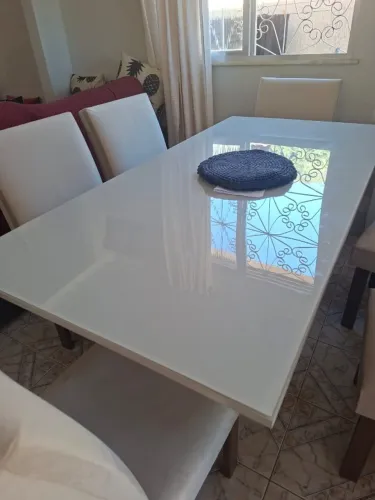 Mesa de jantar retangular 