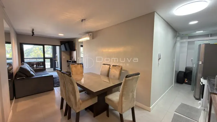 APARTAMENTO MOBILIADO À VENDA NO INSIDE RESIDENCE COM 1 SUÍTE + 1 DORMITÓRIO