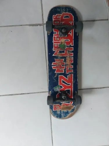 Skate bom para iniciante e profissionais, rodinha originais bom para asfalto e pista de sk