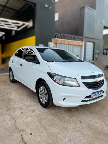 Chevrolet Onix JOY Hatch 1.0 8V Flex Mec. 4P 2019