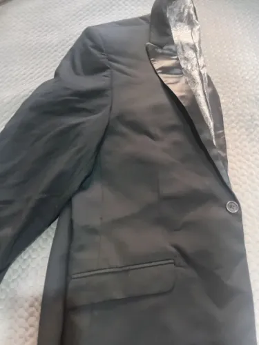 3 blazer tamanho 54 por 100 reais 