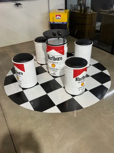 Jogo de mesa e banquetas tambor Ayrton Senna